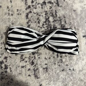 Chic Black and White Striped Bandeau
